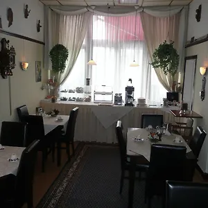 ** Hotel Staten Holandia