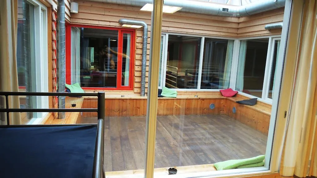 3Be Backpackers Bed & Breakfast Eindhoven Hostel