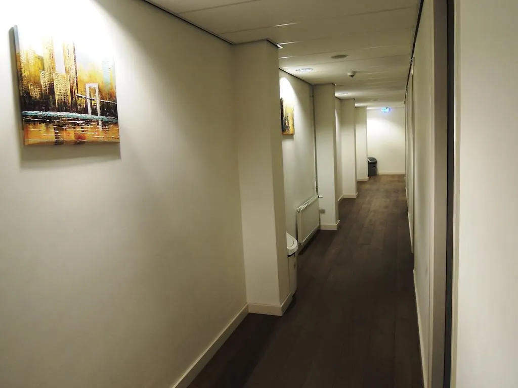 3Be Backpackers Bed & Breakfast Eindhoven Hostel