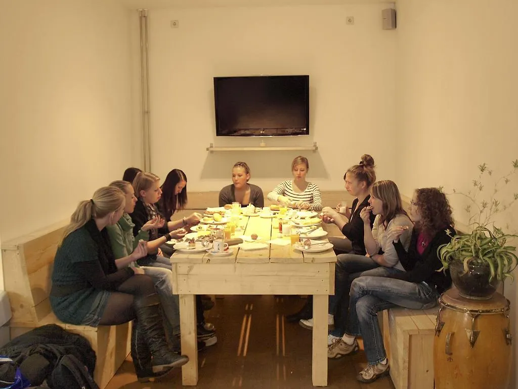 3Be Backpackers Bed & Breakfast Eindhoven Hostel